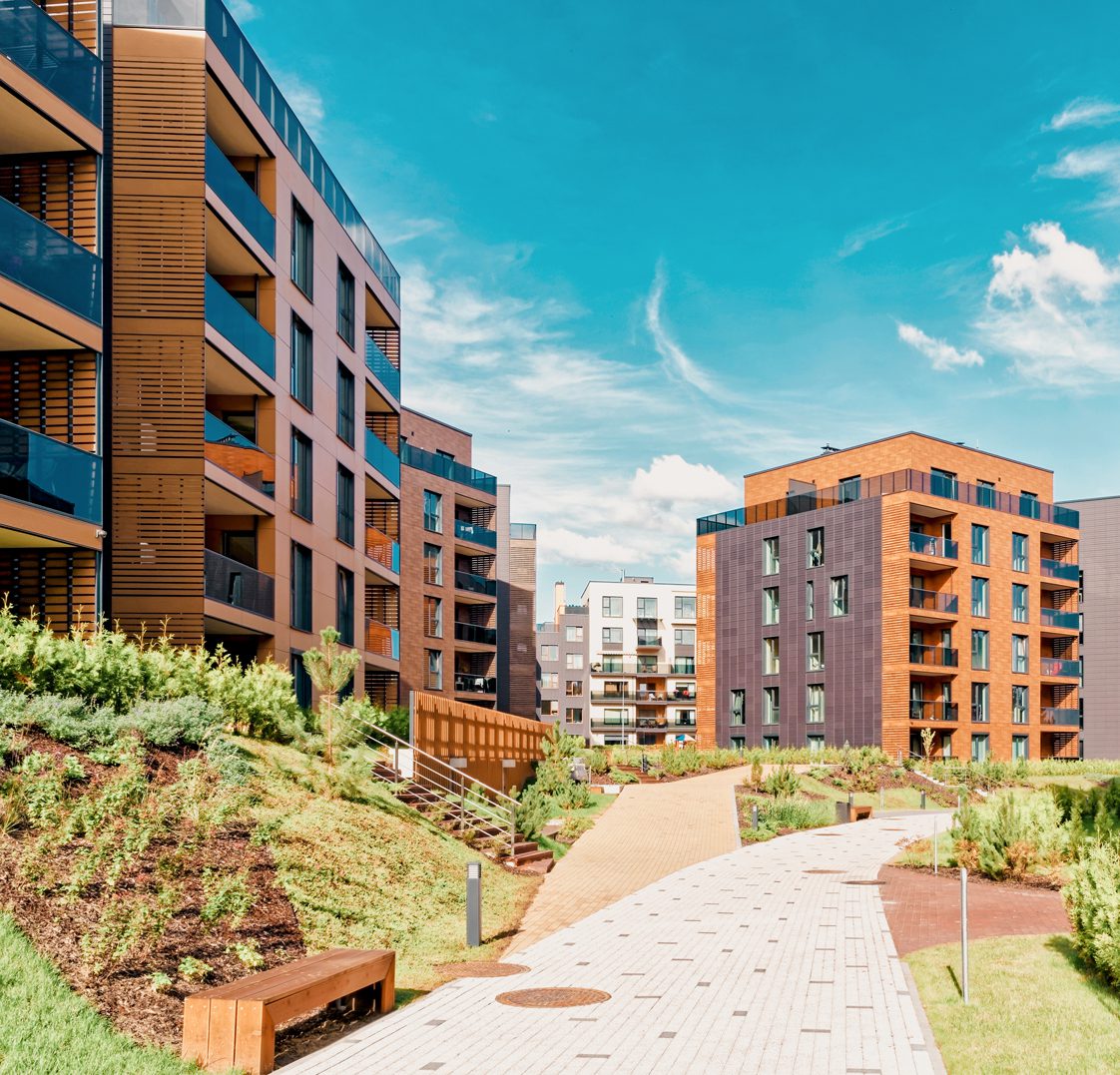 Interior de una urbanización, comunidad de vecinos.